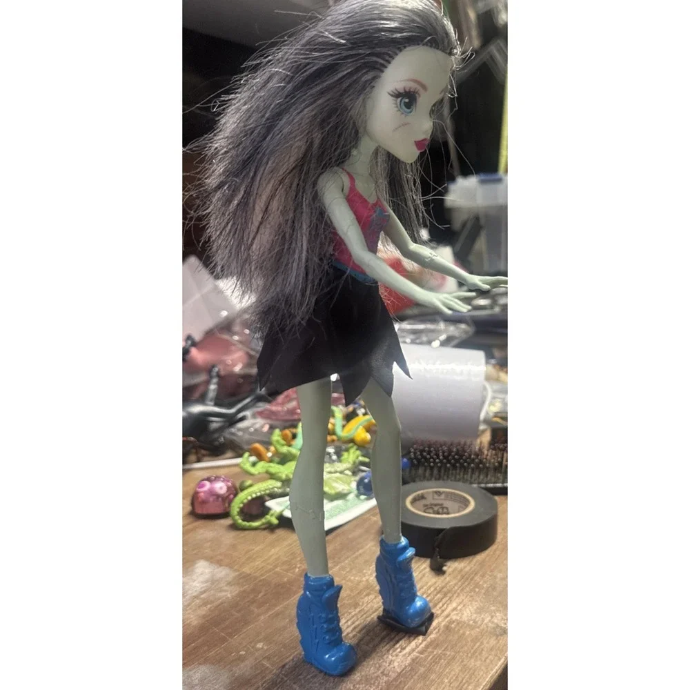 Monster High Frankie Stein Doll Cheerleader Ghoul Spirit